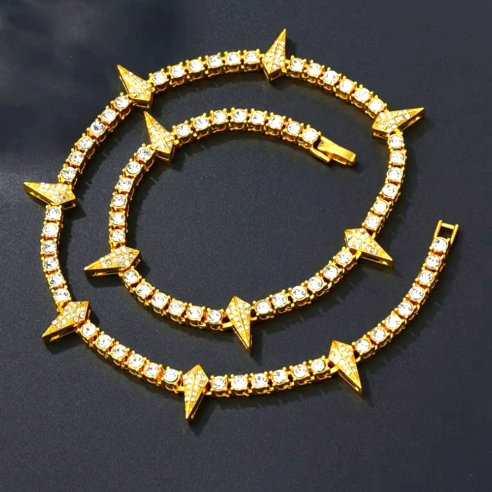 Glamorous Unisex Rhinestone Chain Necklace, Sparkling and Durable Design - Perfe